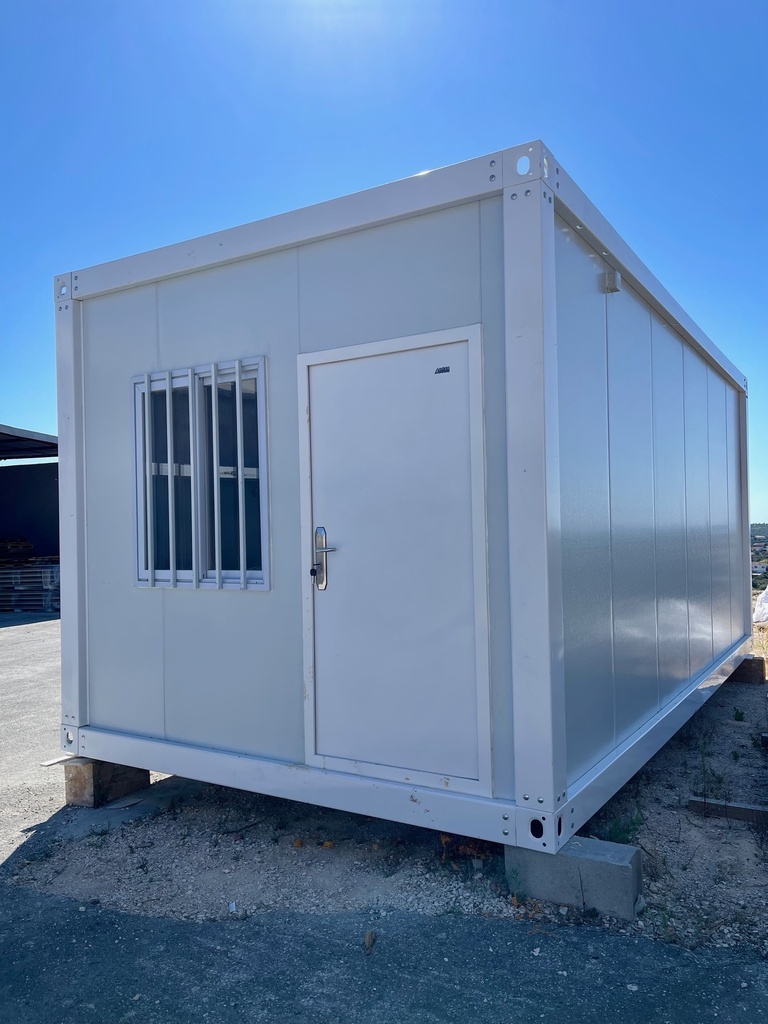 Container
