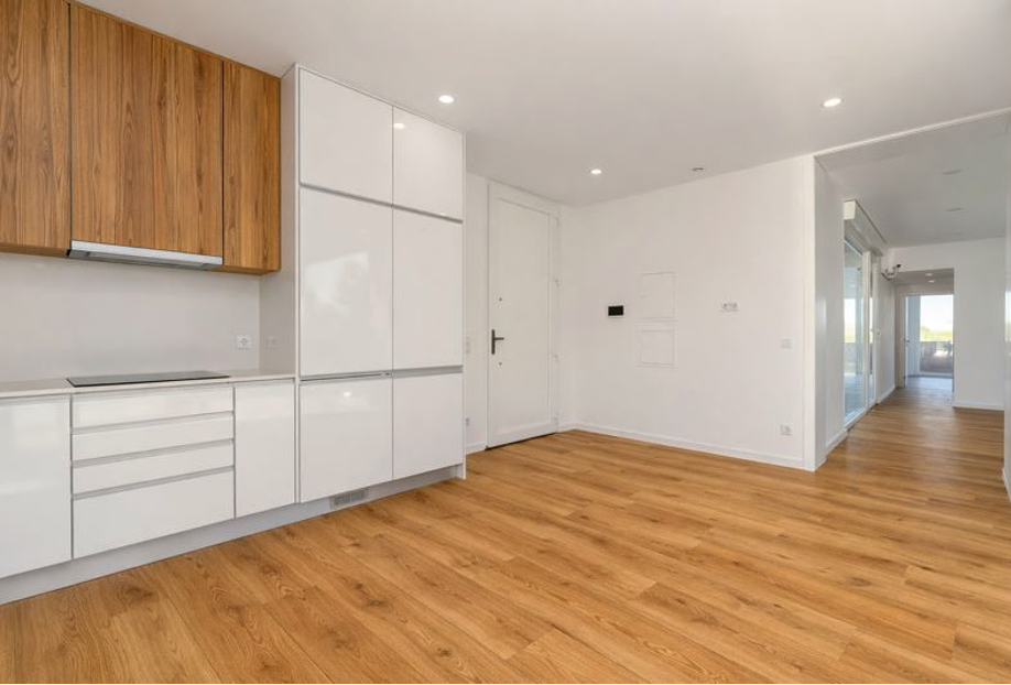 Pavimento Vinilico SPC 8 mm IXPE 220*1500 mm